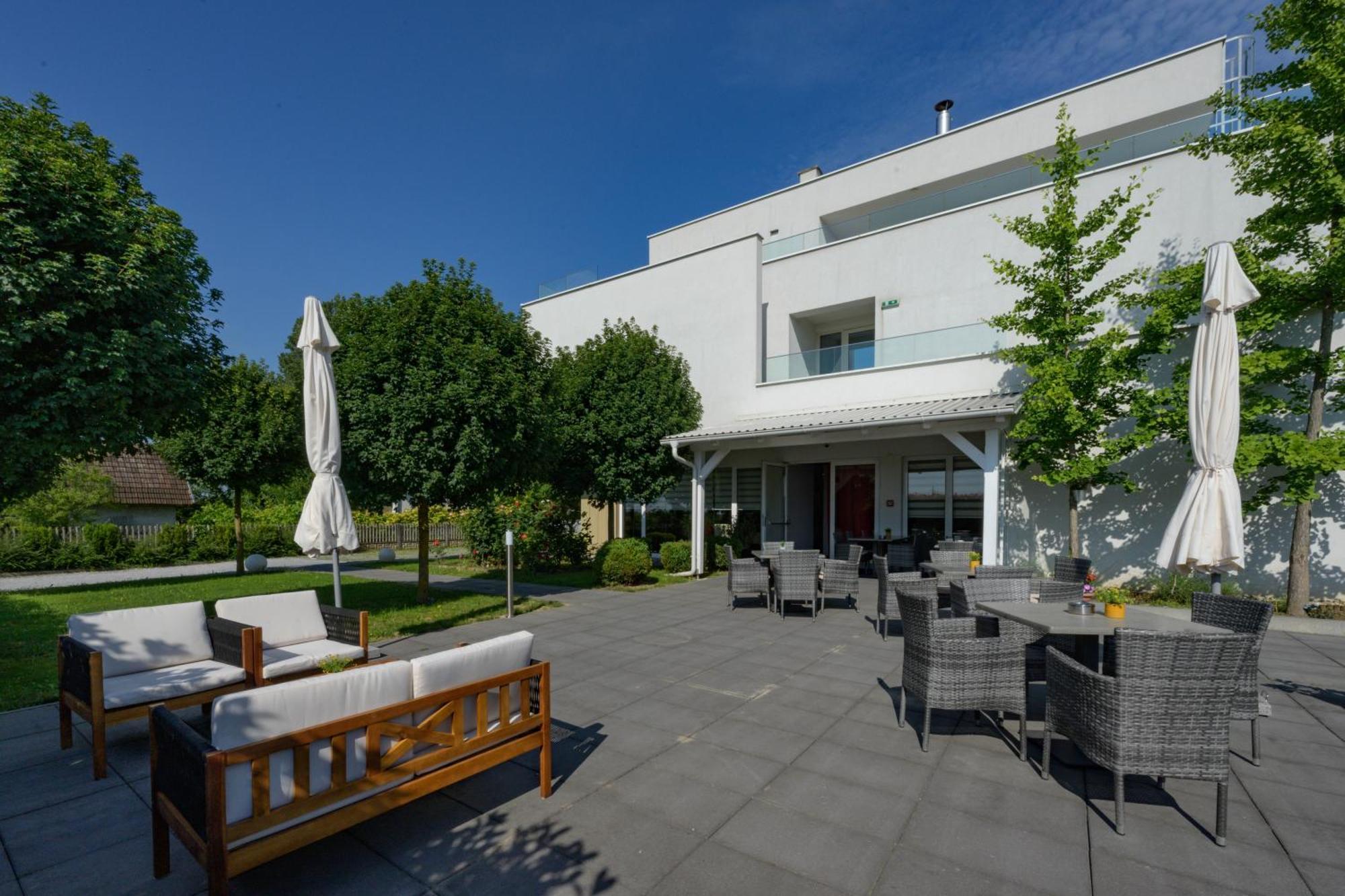 Hotel Magdalena Zagreb Luaran gambar
