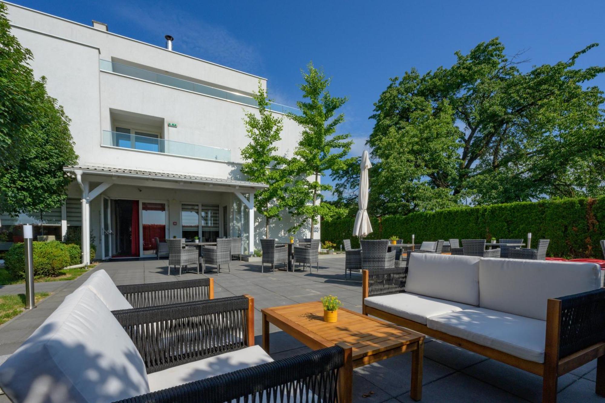 Hotel Magdalena Zagreb Luaran gambar